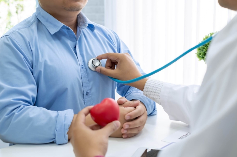 Chest Pain: When to See a Cardiologist in Flower Mound